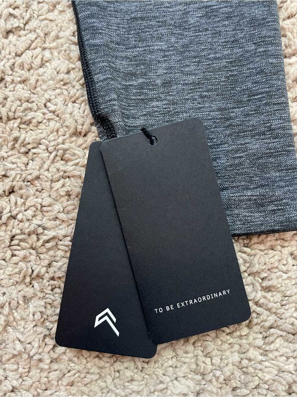 NWT Oner Active Classic Seamless Leggings in Coal Marl Size Medium Short Length - Picture 11 of 16